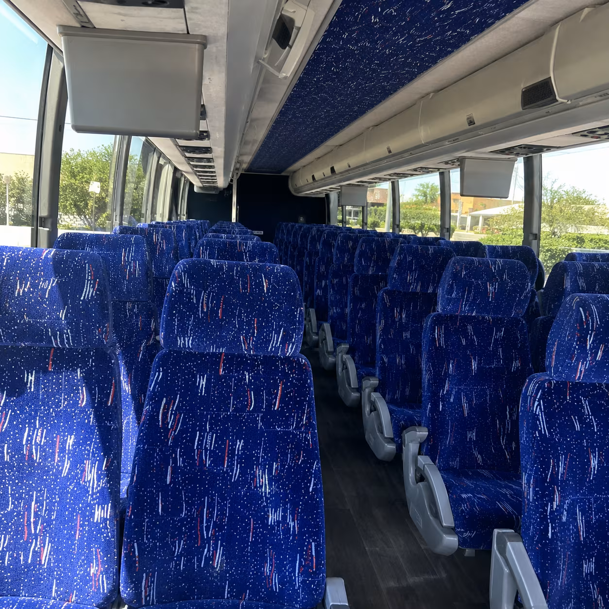 charter buses for newark museum and science center field trips