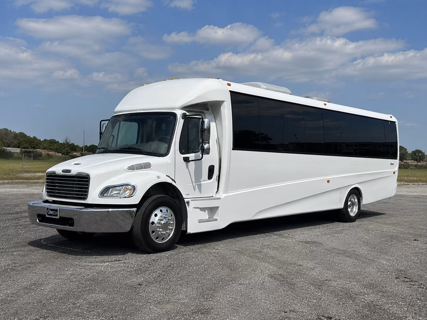 east orange 50 passenger party bus
