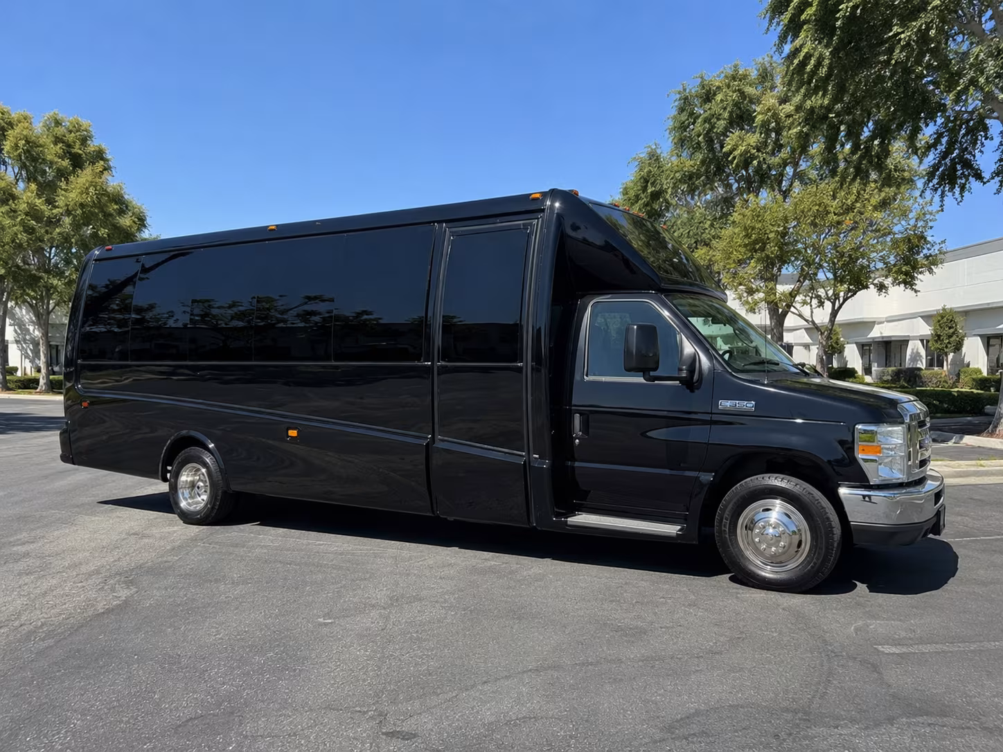 party buses for wine tours through new jersey s outer coastal plain wine trail